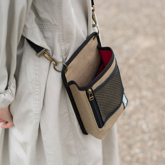 お参りサコッシュ