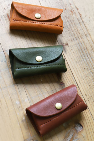 革のキーケース