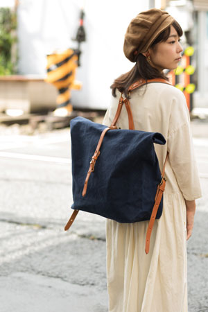 ドゥーマンの防水帆布横型リュック Ba Smic003sg Conaran ドゥーマンの防水帆布横型リュック Ba Smic003sg Conaran