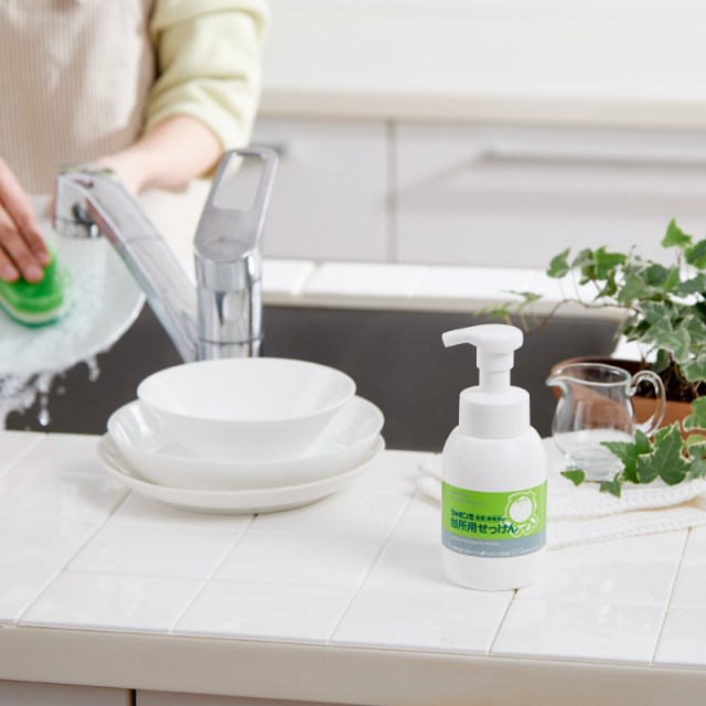 台所用せっけん泡タイプ 300ml