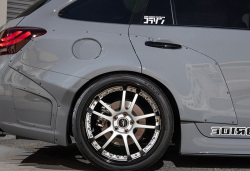 CORAZON 　リヤワイドフェンダー　　FRP【未塗装】　　レヴォーグ（VM）