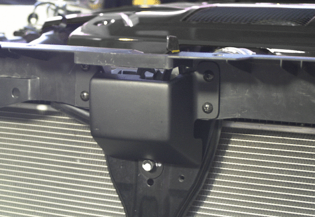 レガシィBM BR用 liberal製カーボンパーツ　ガゼットカバー レガシィBM BR用 liberal製カーボンパーツ ガゼットカバー