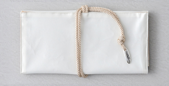 組紐ブラシケース（ホワイト/キャメル）