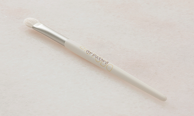 ALBAアイシャドーブラシB（丸平）