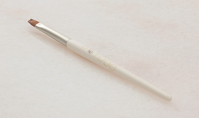 ALBAリップブラシ（平）