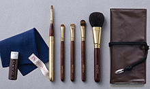 美粧堂化粧筆5本セット（ポーチ・ブラウン）