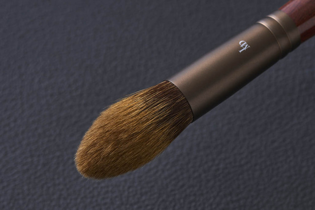 4.ハイライトブラシ 持ち手は黒檀で灰リスを使った丸型 ハイライトブラシ 4.ハイライトブラシ 持ち手は黒檀で灰リスを使った丸型