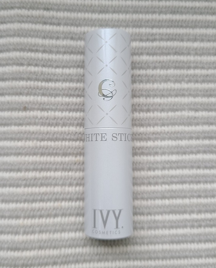 【アイビー化粧品】ホワイトスティックC アイビー化粧品 IVY ホワイトスティックC 5.5g 【メール便対象品】