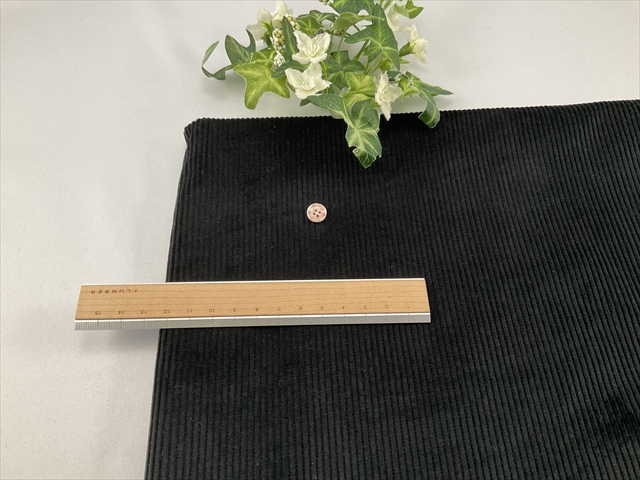 中ウネコーデュロイブラック