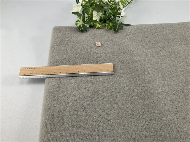 ふっくら起毛ニットベージュ