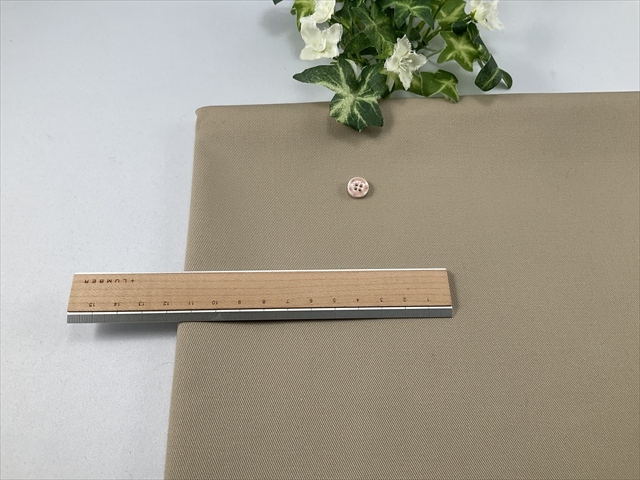 ストレッチチノベージュ