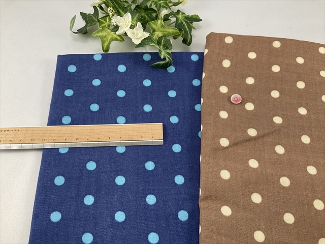 柔らか水玉ダブルガーゼ