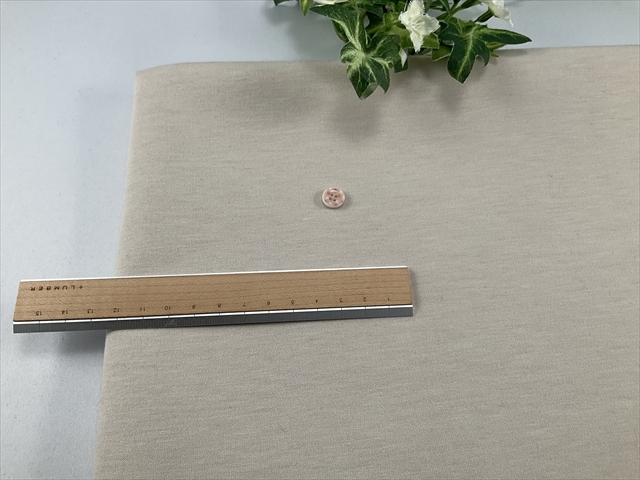 ダンボールニット生成りベージュ