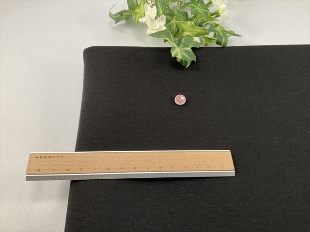 厚手のエアクッションダンボールニットブラック