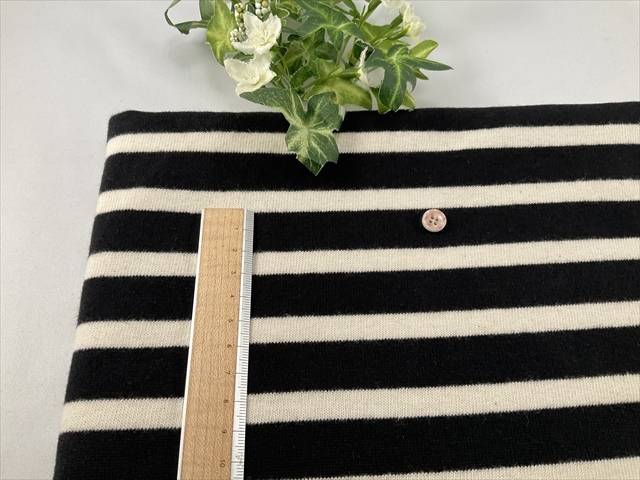 16双糸柔らかボーダー天竺ブラック