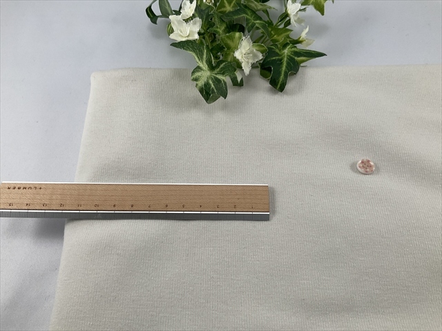 ボンバーヒートベージュ