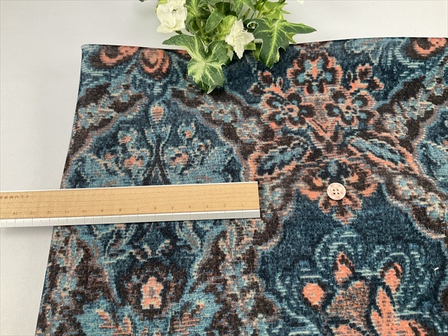 ベロア起毛フラワーニット