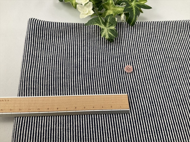 ストライプニットネイビー