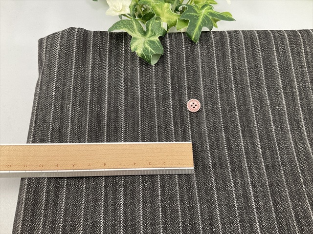 ストライプブラックデニム