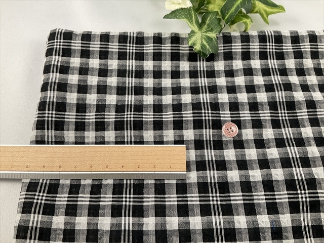 ふわっと白黒ギンガム
