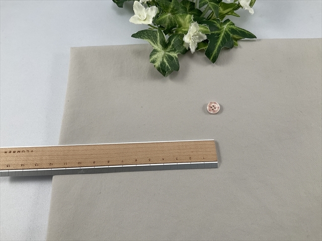 接触冷感合繊ツイルライトベージュ