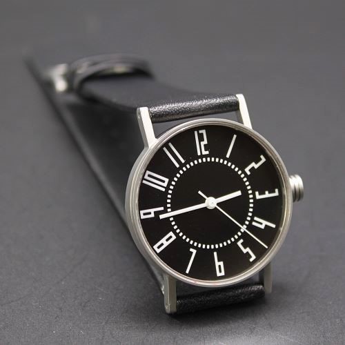 【グッドデザイン賞受賞  五十嵐 威暢 デザイン】  超定番 eki watch・黒文字盤  外径φ30ｍｍ × 薄型黒カーフ】   【商談用30％LESS　限定1本】