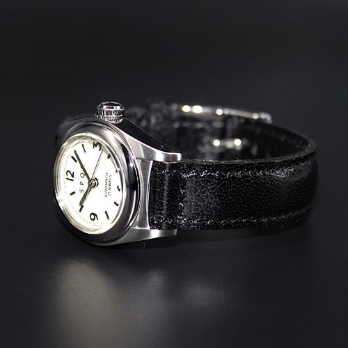 SPQR 人気のロングラン超定番　レディス手巻付自動巻機械式 　夜光なしシンプルデザイン針　 　Ventuno　fs-Ｘ　アイボリー文字盤 × ３色SOMES特製カーフ・レトロはしごバックル 【 限定製造　残り4本 】