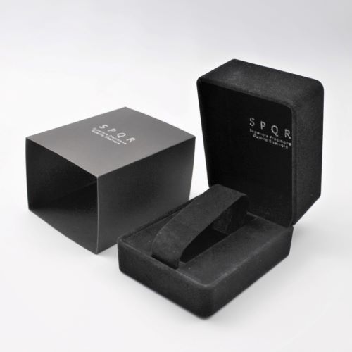 【SPQRオリジナル 　メタルバンド装着時計と相性抜群・ギフトにも最適】　 高級ウォッチコレクション化粧箱 （黒）