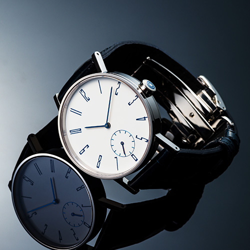 藤原和博プロデュース 第9弾　有田焼の名門窯元 しん窯 がつくる 有田焼 を搭載した待望のφ37mmスモールセコンド SPQR　arita ism　smallsecond 特撰レザーバンドバージョン