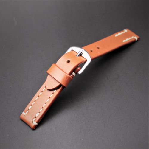 【 SPQR公式サイト先行販売　SOMESサドルNEWカラー・ライトキャメル登場】　馬具職人手縫い・４mm厚の丈夫なサドルレザーにドイツ有名馬具メーカーのバックル 　SOMESサドルレザー・ 18mm幅　【限定25本】