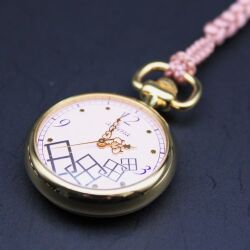 【特別企画】　《西武学園 × SPQR》　文字盤は西武学園文理高校の [総合的な学習の時間］に生徒がデザイン　＜ゴールド提げ時計×伊賀上野正絹組紐・藤色＞　【限定3本】