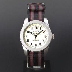 【SPQR超定番 カスタマイズ ウォッチ】　初代復刻版文字盤　SPQR  masterpiece ・初代文字盤２タイプ × 英国工場直調達 NATO STANDARDバンド ４色