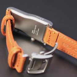 【TBS 金曜ドラマ「フェルマーの料理」　出演  シリアルNO. 141／500　現物】　世界初 24時一本針　五十嵐威暢氏デザイン・ダブルフェイス   「DUAL TIME 12＋24」×  SOMES別注 レザー＋三つ折れ　【限定1本】