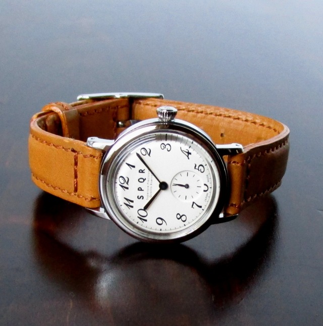 SPQR×SOMES　コラボ時計 SPQR 待望の φ28mmの絶妙サイズ ・ THE SPQR のコンセプト踏襲した