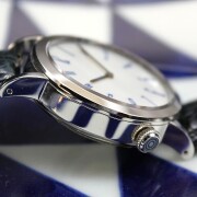 【SPQR保管プロトタイプ】　日本の磁器誕生４００年 を越えた・有田の伝統窯で生まれた白磁・有田焼・文字盤 × 有田焼埋め込み竜頭 ×木曽漆の匠の技プラチナ蒔絵裏蓋 　【限定1本】