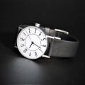 【グッドデザイン賞受賞  五十嵐 威暢 デザイン】  超定番 eki watch・白文字盤  外径φ30ｍｍ × 薄型黒カーフ】   【商談用30％LESS　限定1本】