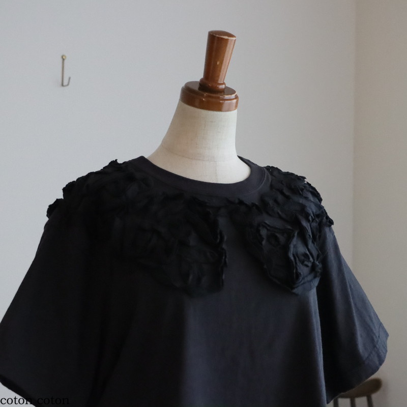 6301CT008261 qiri ribbon collar embroidery Tシャツ 2色