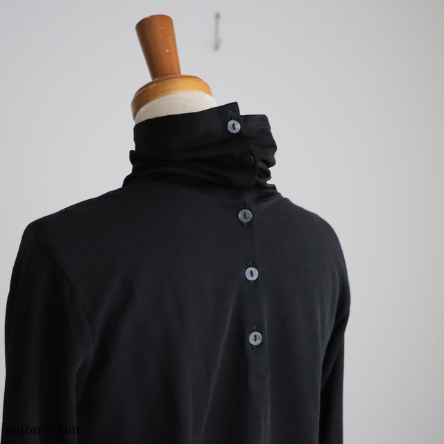 1701CT006252　yuni 　コットンキュプラ モックロディhigh neck プルオーバー