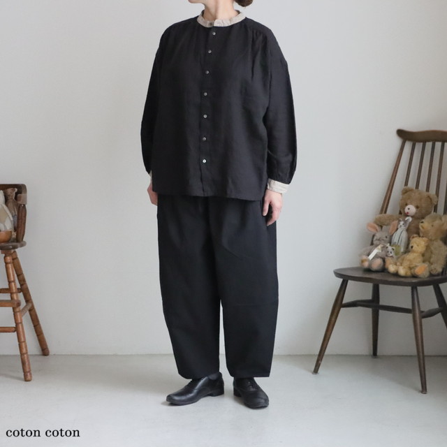 P81626 prit  60/1フレンチリネンキャンバス クレリックギャザーブラウス クロ