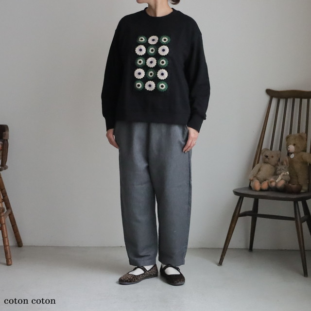 1701CT008252　 yuni 　コットン裏毛レースプルオーバー　2色