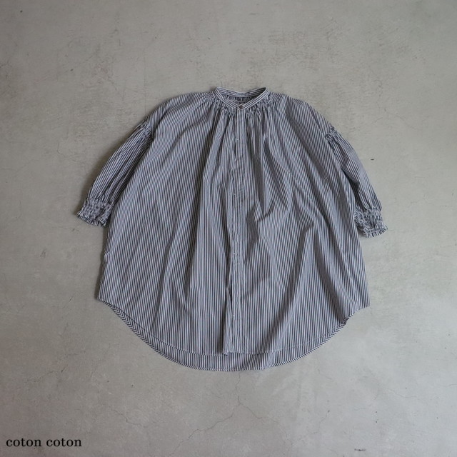 UT241BL046 UNIVERSAL TISSU  トリプルシャーリングブラウス