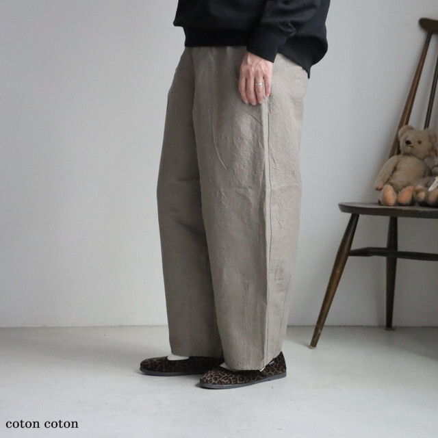 13536105　vlas blomme　  L/C Buff ダーツパンツ  2色