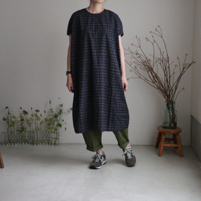 P225 Prit プリントスリーブレスビッグワンピース ２色