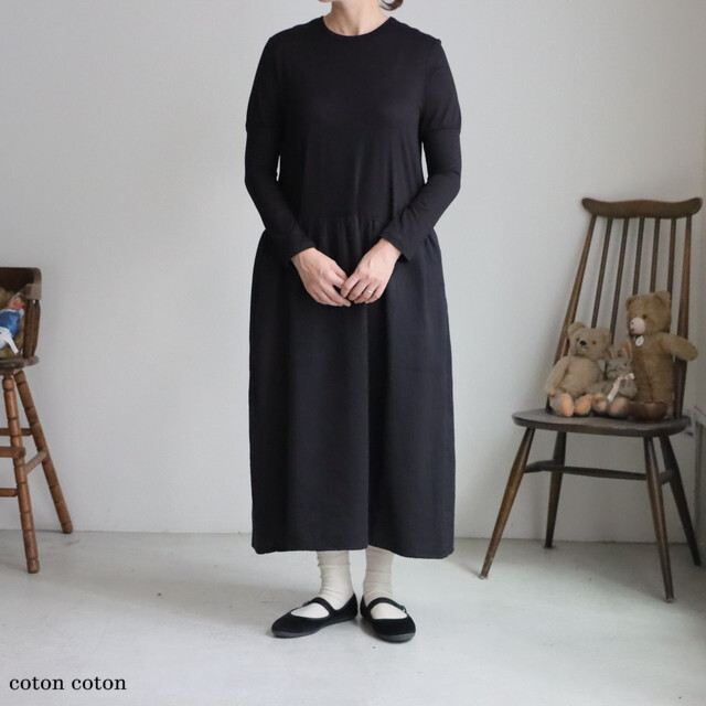 R314 Robe de Peau  パフスリーブワンピース 2色