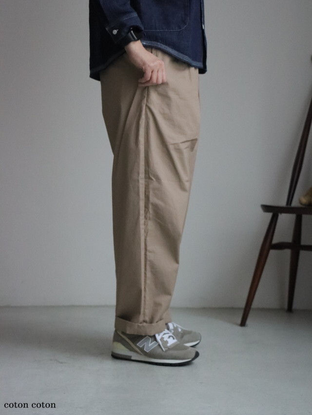 GNMDS2501CW maison de soil COTTON DYED WEATHER 2TUCK TAPERED