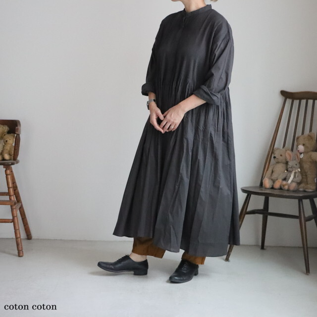 NMDS25523 maison de soil  60s ORGANIC CAMBRIC PLAIN BANDED COLLAR DRESS WITH MINI PINTUCK