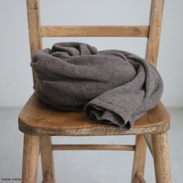 CNMDS1361 maison de soil  10GG PLAIN STITCH CASHMERE STOLE