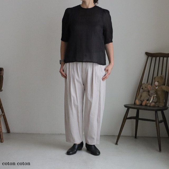 13528085　vlas blomme　Cotton Twill ワンタックテーパードパンツ 2色