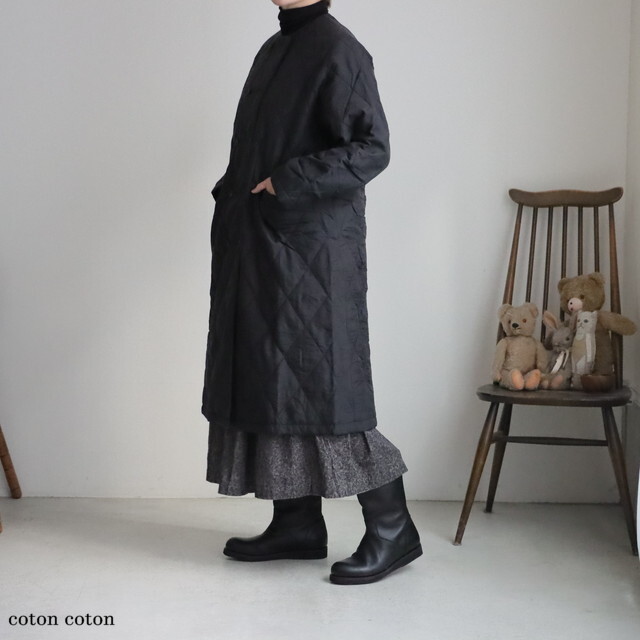 NMDS25581 maison de soil PADDED BANGALORE SILK PLAIN NO COLLAR DOUBLE COAT