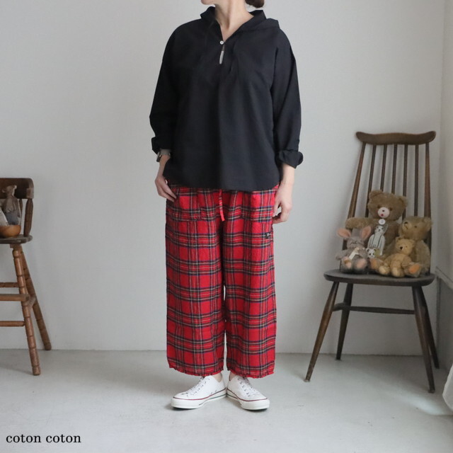 61P07 快晴堂　エバーグリーン　斜めポケットパンツ タータンチェック　２色